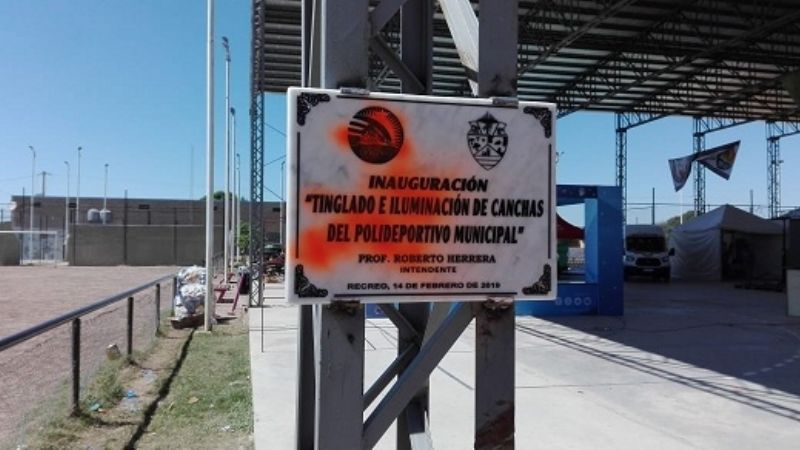 Recien inaugurada y ya vandalizada