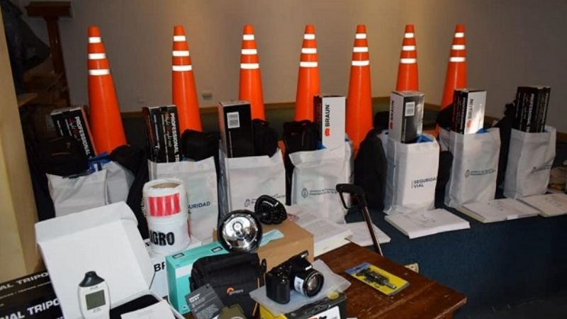 Entregaron kits accidentológicos a la Policía de la Provincia