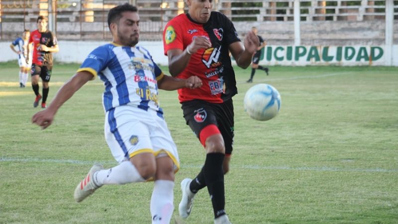 El “Sagrado” venció al “Loco” y trepó a la cima