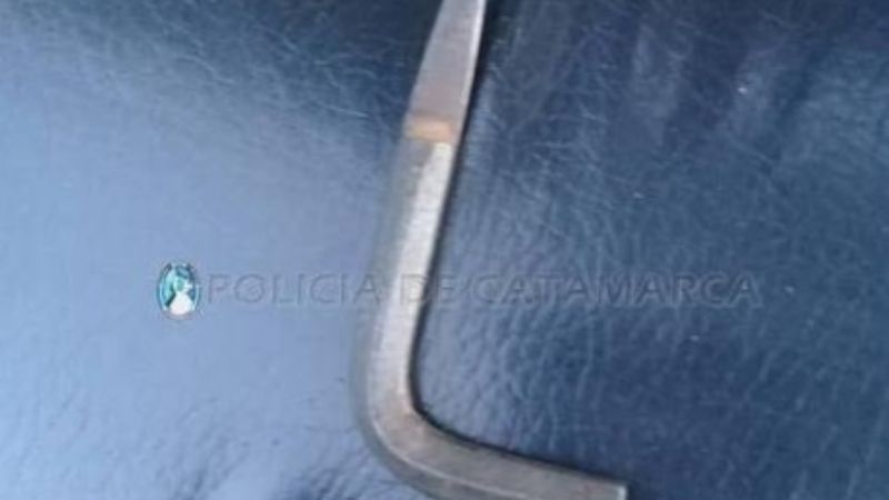 Lo arrestan con una "espadita"