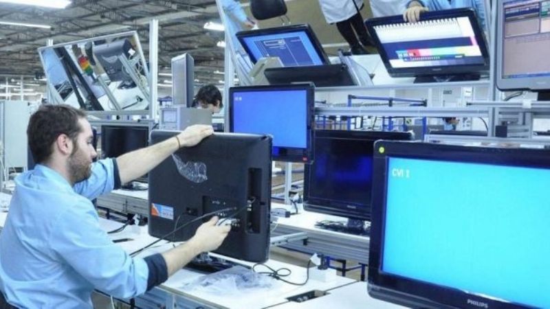 Por el derrumbe de las ventas, la fabricación de televisores caerá 30% este año