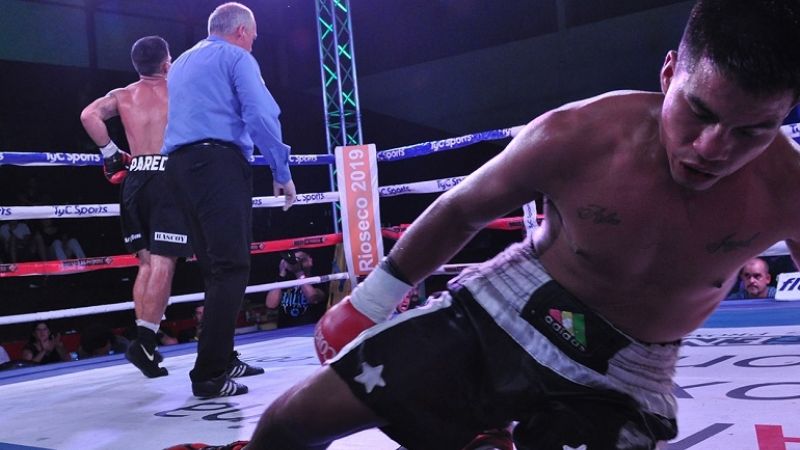 Ojeda pulverizó a Lozano en el 3ro. y es campeón Latino