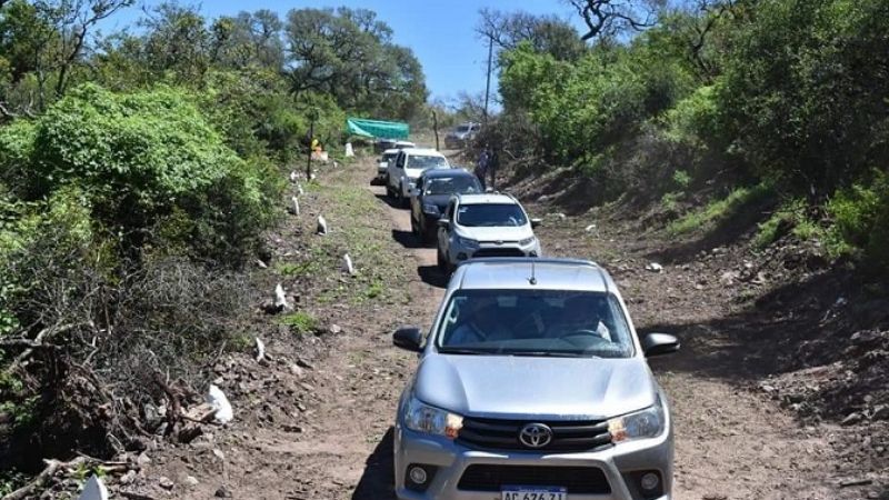 El Intendente Santillán inauguró Camino de Las Juntas