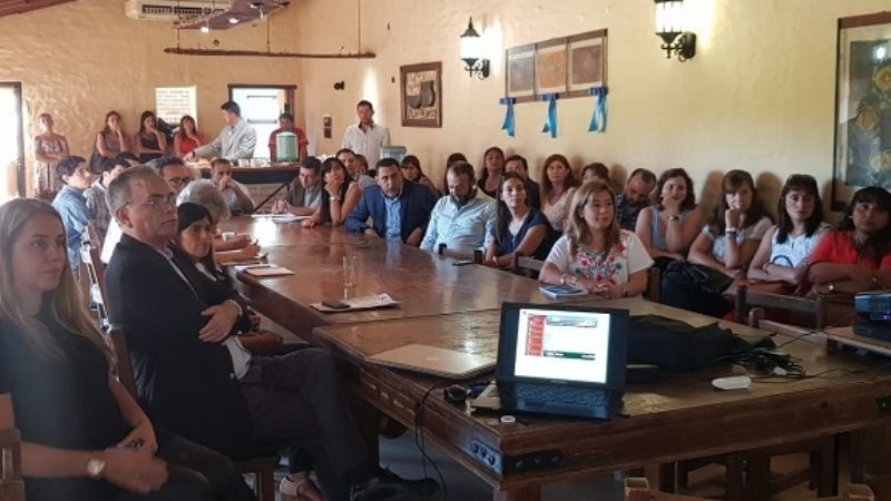 Jornada informativa y de sensibilización IDECat