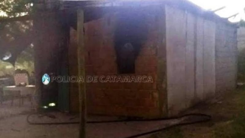 Voraz incendio en una vivienda del sur de la Capital