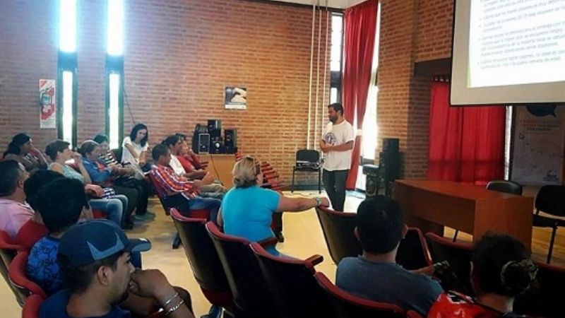 Capacitaron a productores caprinos