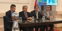 EN SOCIEDAD. Autoridades santafesinas y dirigentes de la Copa Argentina, al anunciar el inicio de la edición 2019.