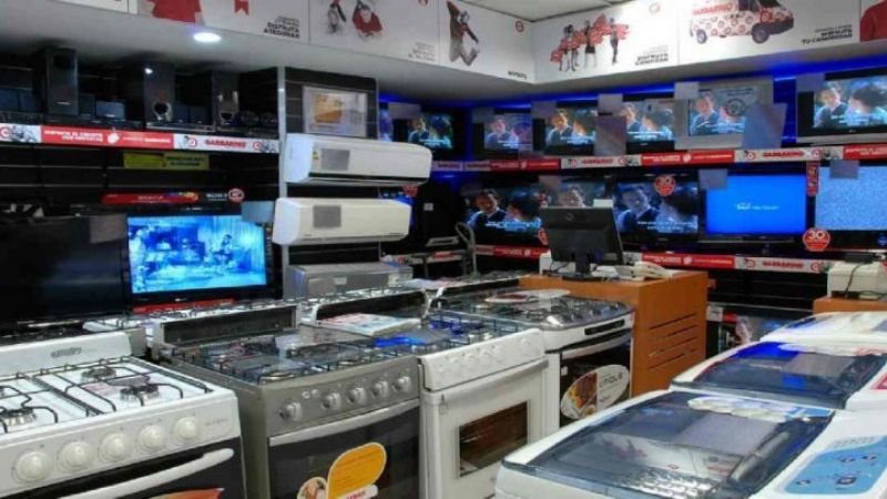 Financiar la compra de electro en 12 cuotas ya cuesta más de 260%