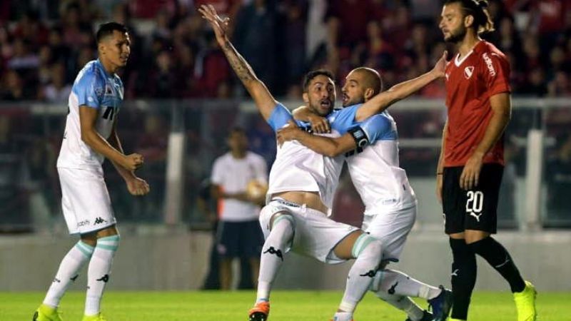 Racing está arriba y Defensa debe pasar sobre Boca