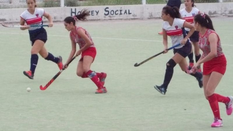 El Hockey cumplió la 3ra. en Damas y 2da. en Caballeros