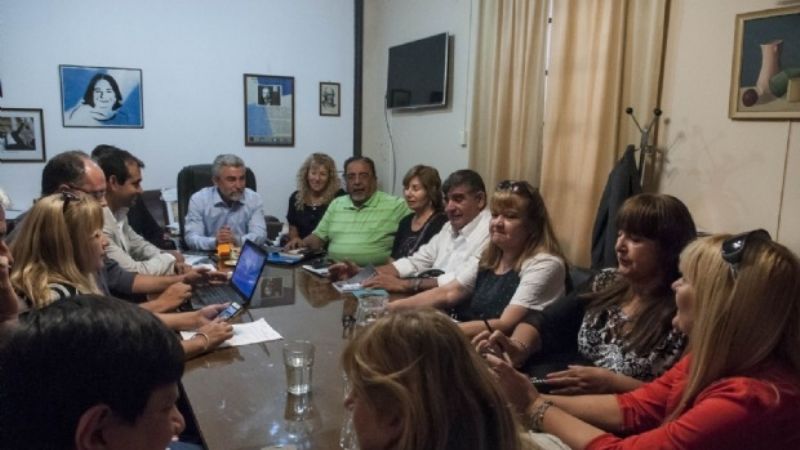 Mejoró la oferta pero no hubo acuerdo con los gremios docentes