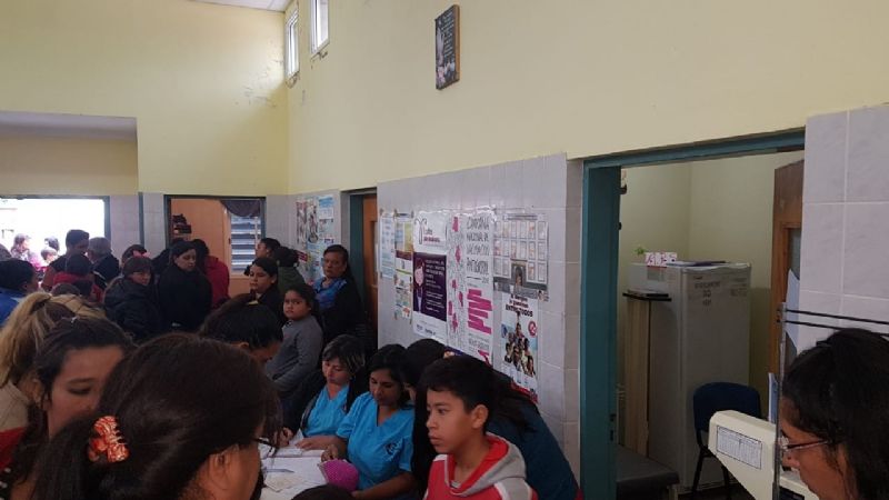 Fuerte operativo de "Lleguemos al Barrio" en Casa de Piedra