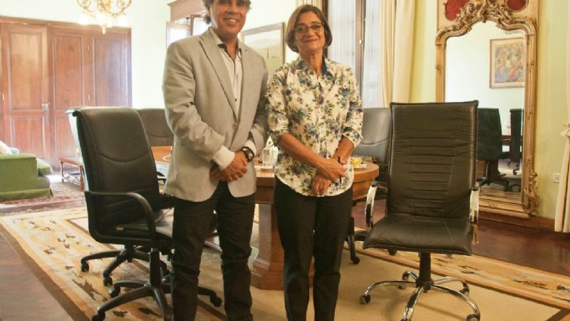 Corpacci recibió al senador Chico en Casa de Gobierno