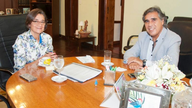 Corpacci recibió al senador Chico en Casa de Gobierno