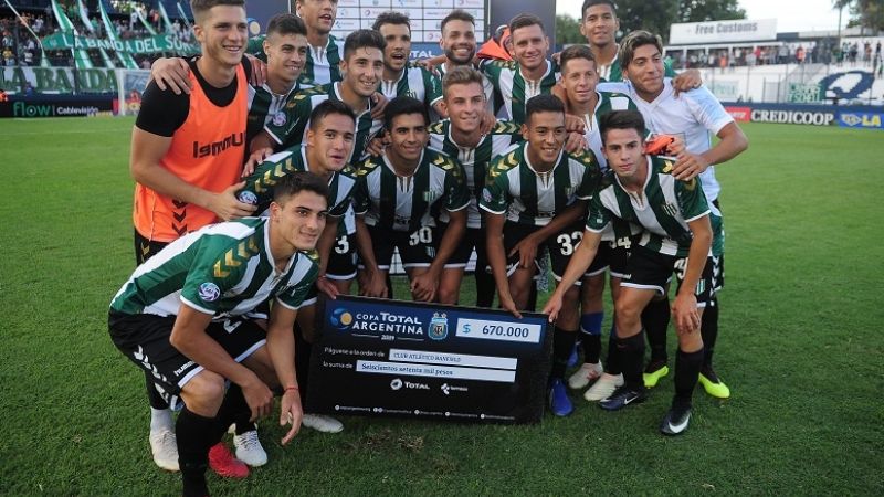 Banfield avanzó en la Copa Argentina y espera a la “T” o Laferrere