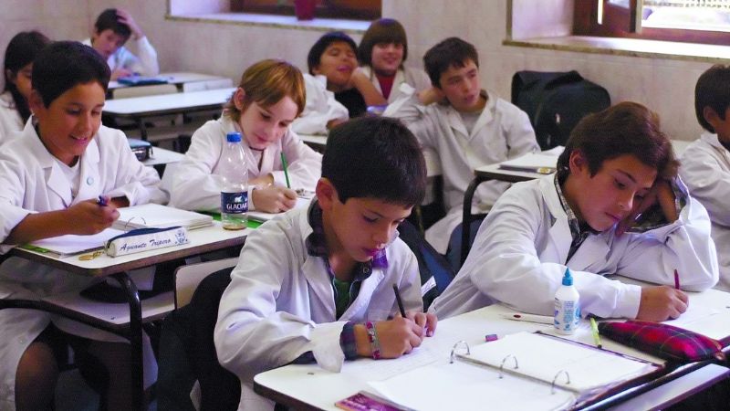 Nueva instancia de examen para alumnos que adeudan hasta cuatro materias