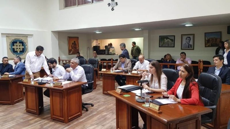 El CD capitalino aprobó el aumento para docentes municipales