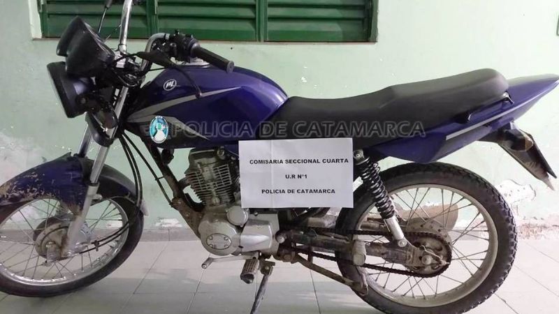 Robaron ropa y se cambiaron en una estación de servicio