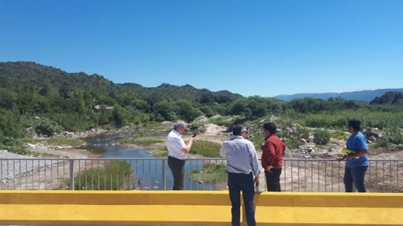 Recorrida por el tramo final de la Quebrada de Moreira, pronto a inaugurar