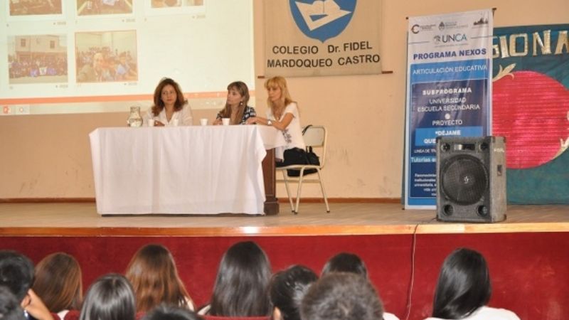 Inician tutorías académicas gratuitas para estudiantes