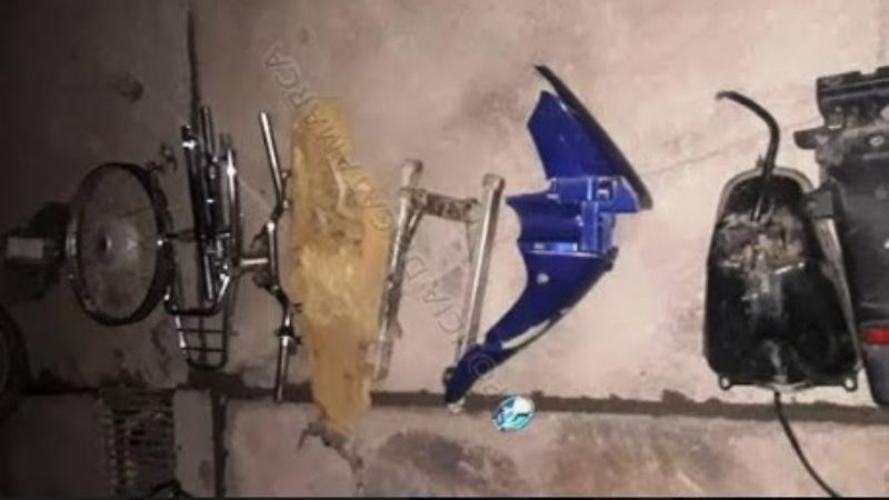 Le robaron la moto en noviembre y la encontró desarmada