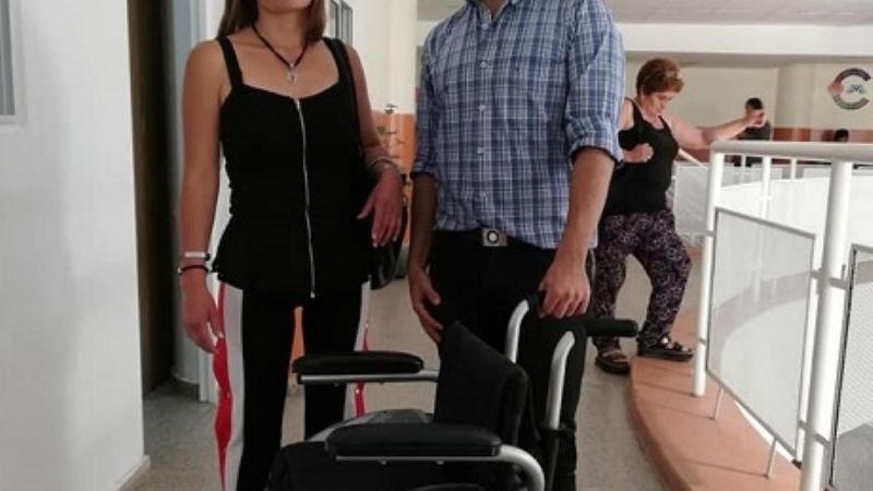 OSEP entregó silla de ruedas pediátrica