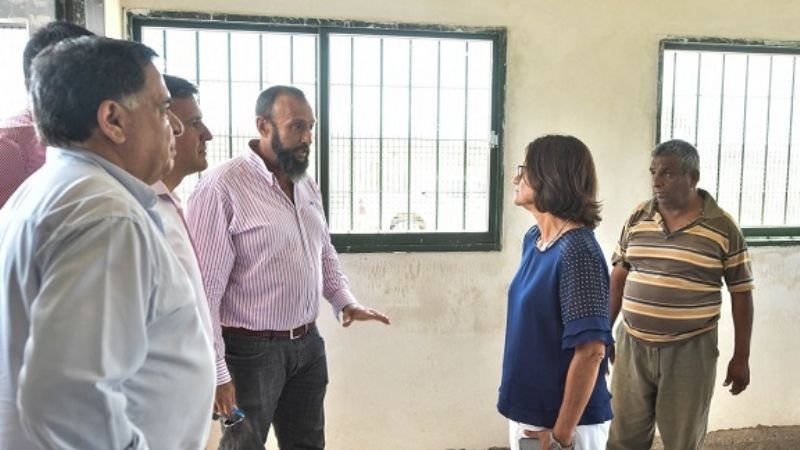 La Gobernadora recorrió las obras de Valle Chico