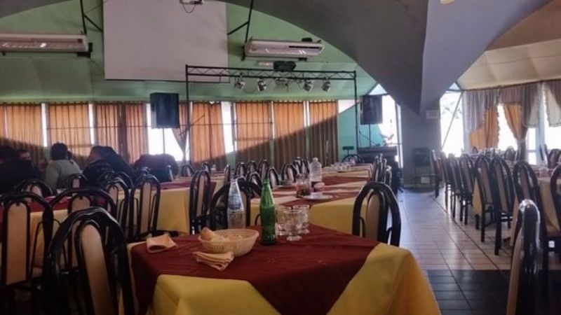 Tradicional restaurante no registra a sus empleados en la AFIP
