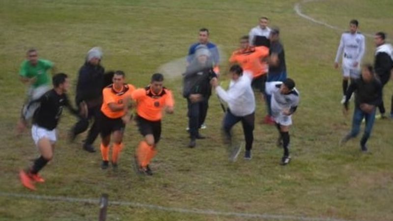 Valioso empate del Bañado y agresión a terna catamarqueña