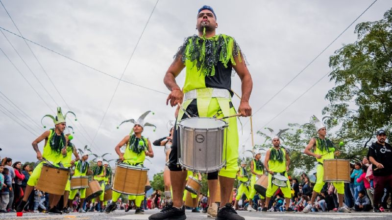 Cierre de Carnavales, a todo color y música