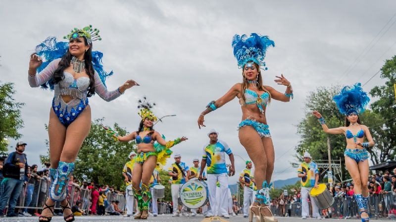 Cierre de Carnavales, a todo color y música