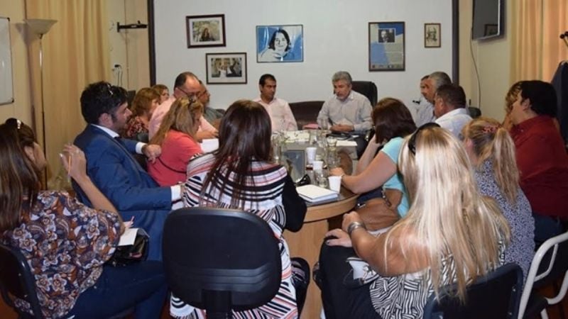 Gremios y Educación buscan cerrar el acuerdo salarial