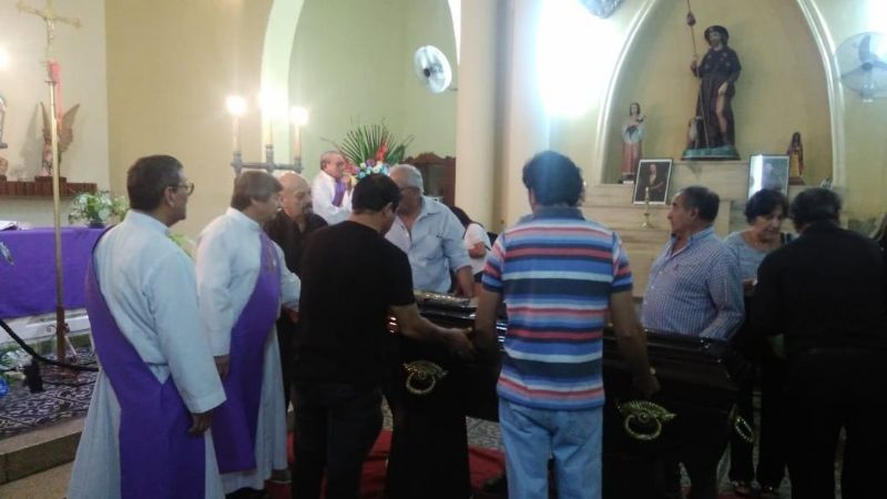 El padre “Chalín” es velado en la parroquia Inmaculada Concepción