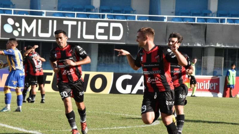 Patronato derrotó por penales a Dock Sud por Copa Argentina