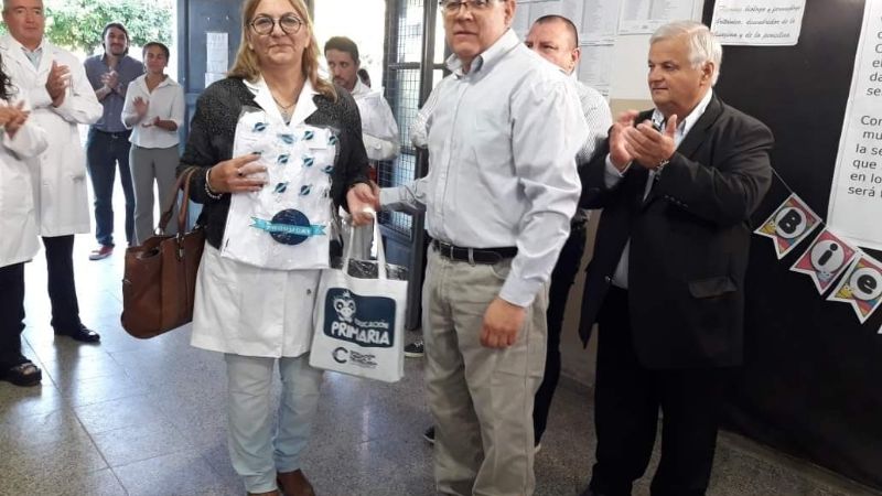 Comenzó entrega de guardapolvos y kits escolares en La Paz Norte
