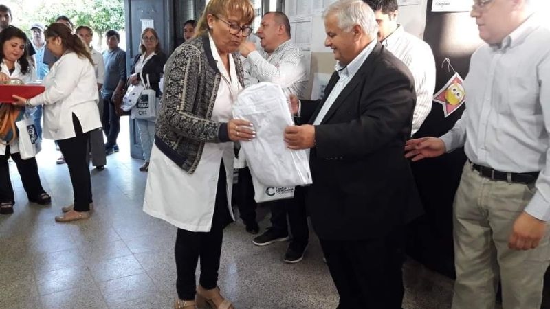 Comenzó entrega de guardapolvos y kits escolares en La Paz Norte
