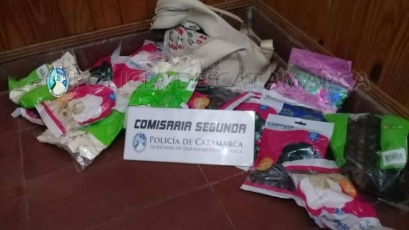 Comerciante retuvo a una ladrona