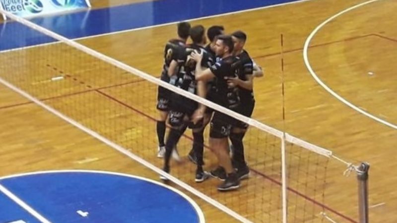 Ateneo arrancó con todo, San Lorenzo no se presentó