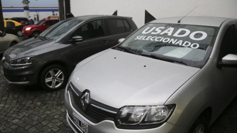 Sube 2,46% la venta de autos usados, pero baja casi 10% en relación a enero