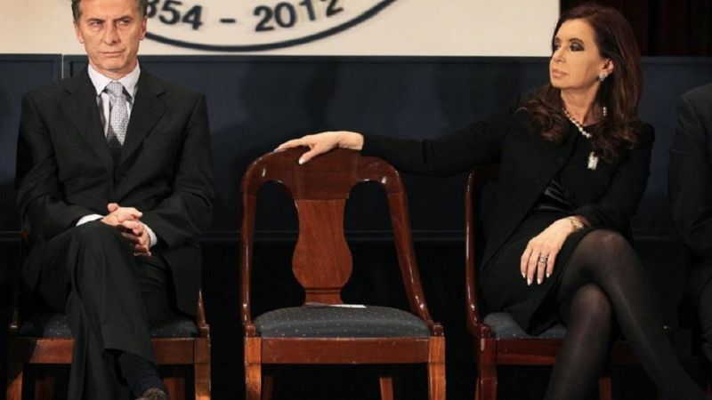El kirchnerismo supera a Cambiemos, según dos encuestas