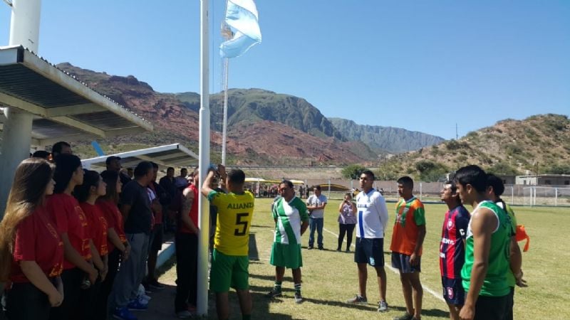 Arrancó la Copa de Campeones en Hualfín