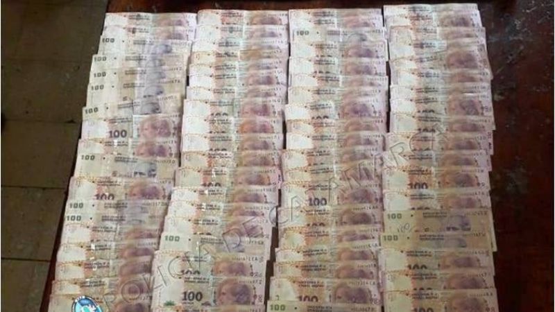 Aprehenden a un ladrón con casi 10 mil pesos y dos celulares