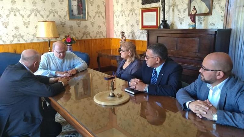 Senadores se reunieron con Urbanč