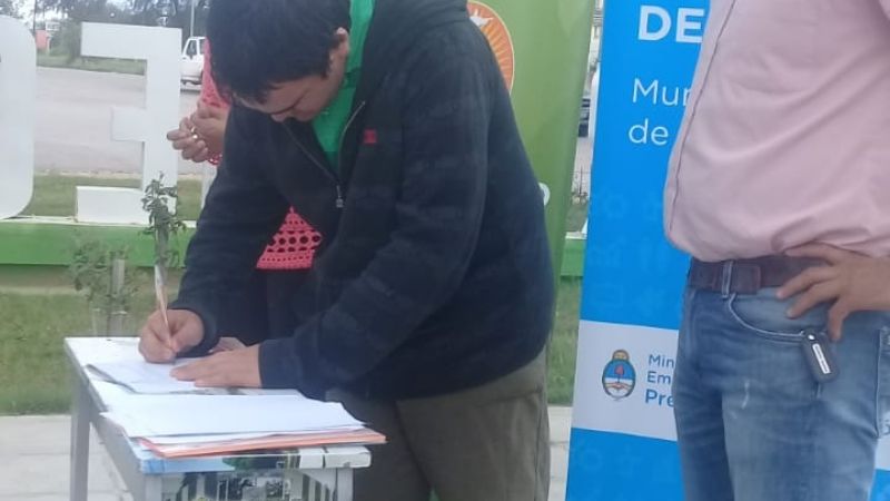 Oficina de Empleo entregó "Entrenamientos Laborales" en Recreo