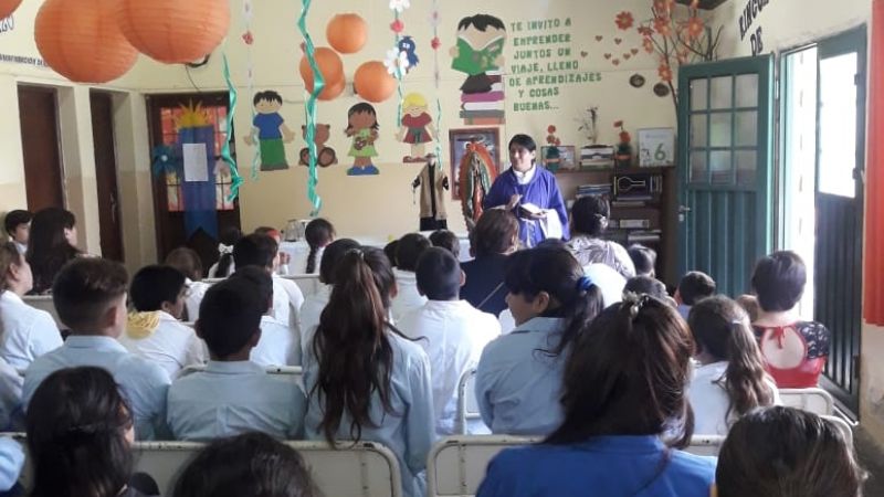 Durante una jornada lluviosa, celebran al Cura Brochero en La Calera