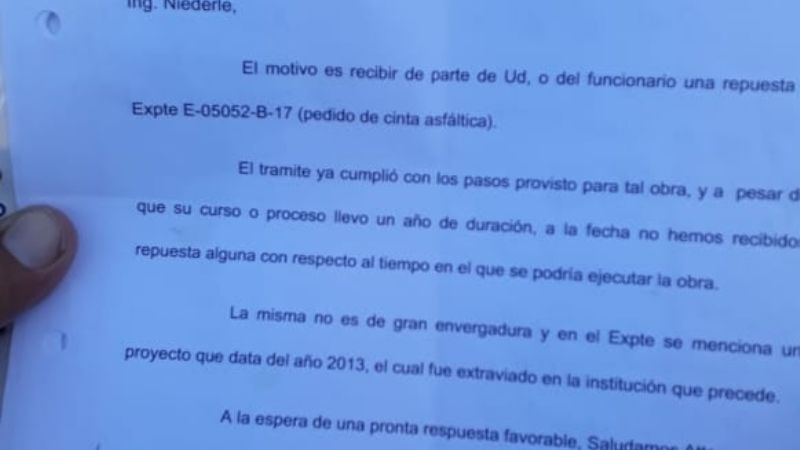 Chofer reclama por el mal estado de las calles