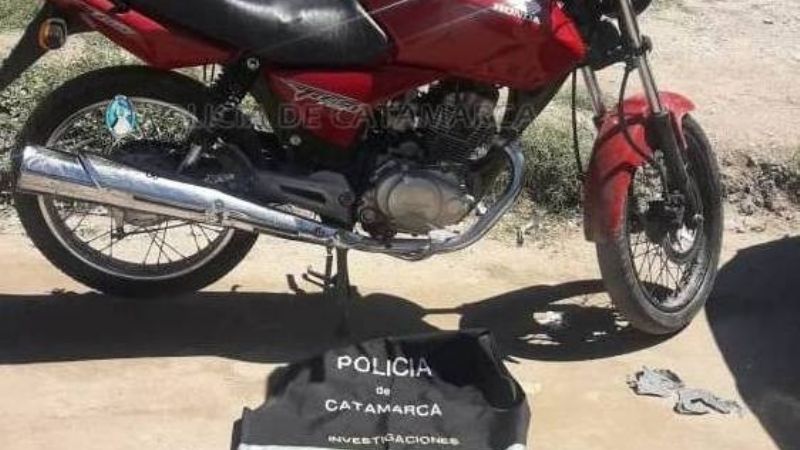 Pedía el rescate de una moto y policías lo atraparon