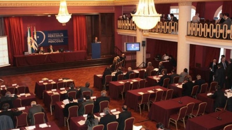 Macri confesó el deseo de eliminar la elección de parlamentarios del Mercosur