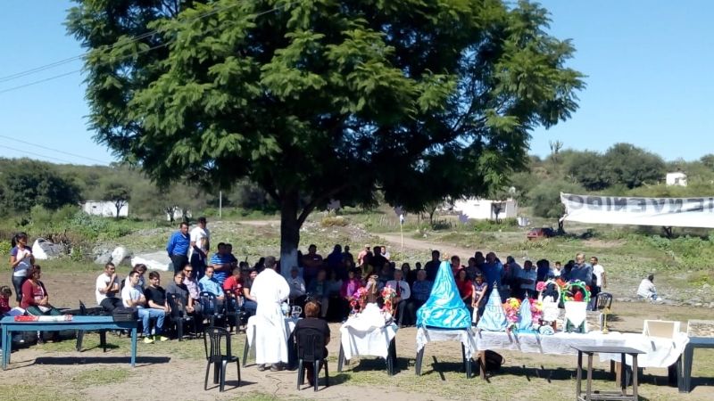 Procesión en honor al patrono San José en Río de La Dorada