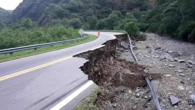Advierten por bancos de niebla en la Cuesta del Totoral